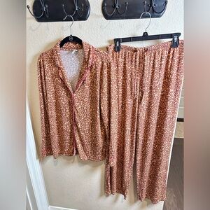 Nordstrom Brown Leopard Womens Pajama Set
